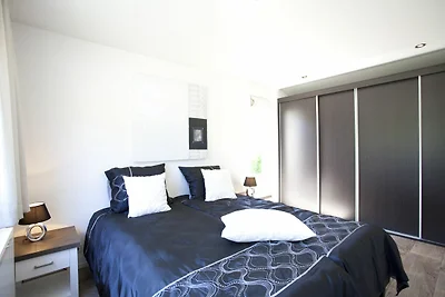 Leuk chalet vlakbij de golfbaan op een...