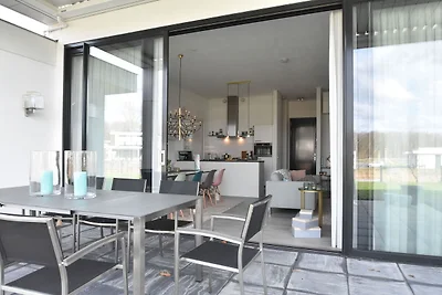 Moderne Villa mit Garten in Harderwijk
