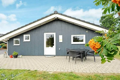 6 Personen Ferienhaus in Oksbøl-By Traum