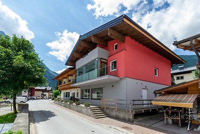 Luxuriöses Ferienhaus mit Sauna in Krimml