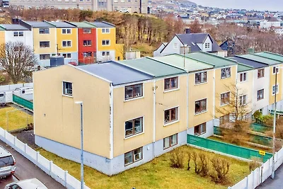 Centraal 2BR in Torshavn -- By Traum...