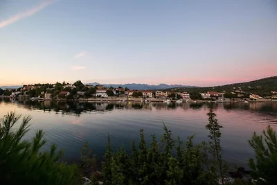 Appartamento con vista sulla piscina a...