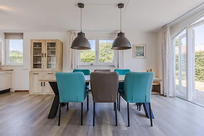 Villa in Arcen mit Bad und...