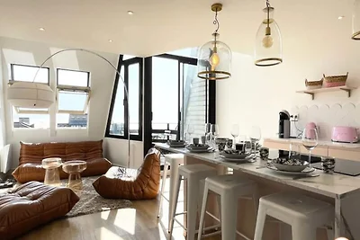 Leben in Pink Meerblick mit Terrassenstrand