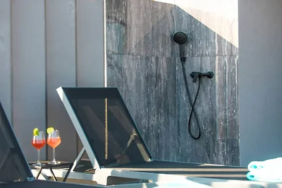 Spectacular Bol Island Sea View Villa with Po...