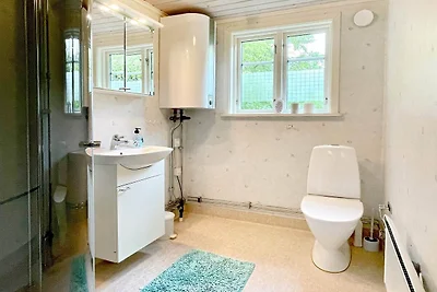 4 Personen Ferienhaus in Køpingsvik-By Traum