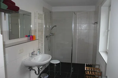 Wohnung in Weibig mit Garten