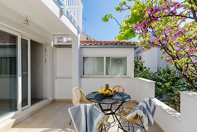 Apartment Sea Shell - Triplex Three-Bedroom A...