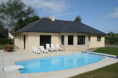 Villa mit privatem Pool in Plestin-les-Grèves