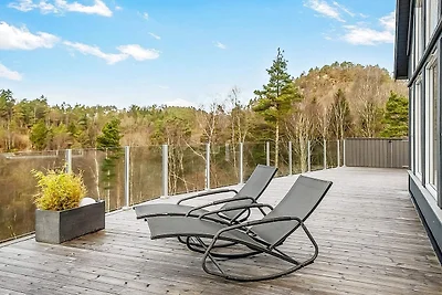 8 Personen Ferienhaus in lyngdal-By Traum