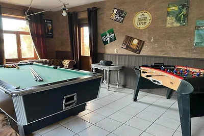 Geräumiges Ferienhaus mit Hinterhof und...