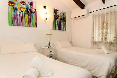 Villa in der Nähe von Inca mit Pool und...