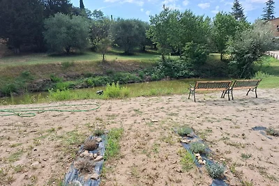Authentic Tuscany Escape with Garden, Near Si...