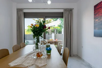 Villa met 4 slaapkamers in Adele