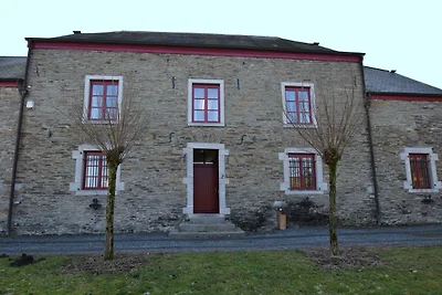 Casa vacanze a Tenneville con piscina coperta