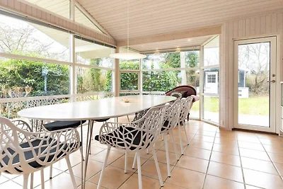 8 Personen Ferienhaus in Gilleleje-By Traum