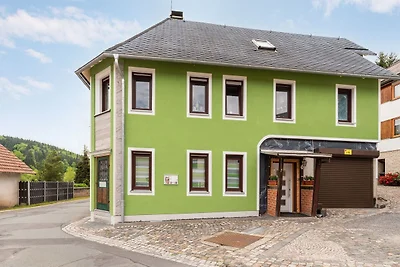 Helle Wohnung in einem Stadtteil von Ilmenau