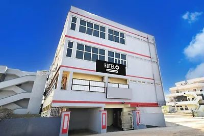 Super Hotel O Bolligudem