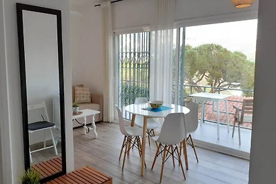 Appartement in Canyelles bij Strand