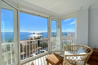 Wohnung in Nerja mit Garten und Poolblick