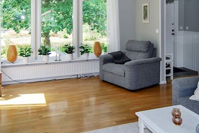 4 person holiday home in VITTSJÖ