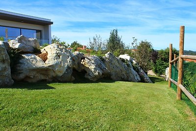 Geräumige Villa mit Pool in Salir de Matos,...