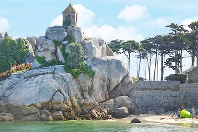 Dintorni (estate) (1-5 km) Dintorni (estate) (1-5 km)