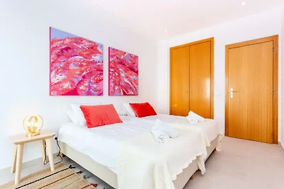 Wohnung in Lagos in der Nähe des Strandes Mei...