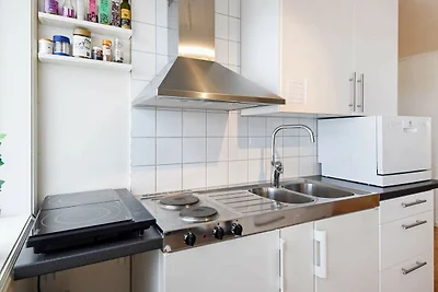 6 persone case ad kode