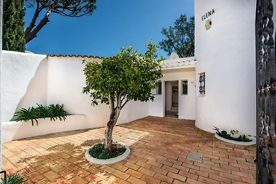 4BR Villa Near Vilamoura Old Course