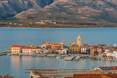 Cozy Apartments in Zadar with Sea and Mountai...