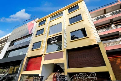 Collezione O Vikas Nagar Po.