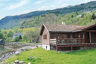 8 persone case ad NORDFJORDEID-By Traum