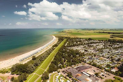 Bungalow am Veerse Meer mit Privatgarten
