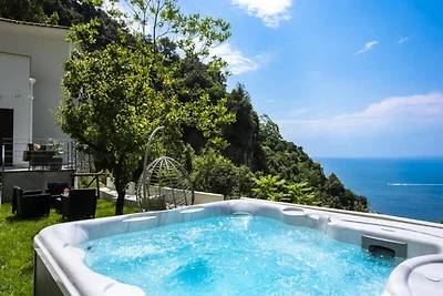 Villa in der Nähe von Amalfi mit Whirlpool un...