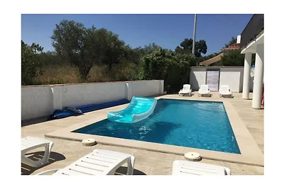 Vakantiehuis in Roses met zwembad