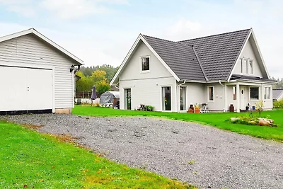 6 Personen Ferienhaus in ADELSÖ-By Traum
