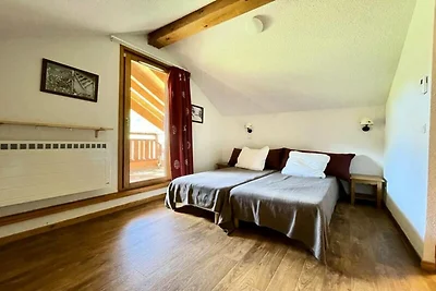 Wohnung in Puy Saint Vincent mit Pool