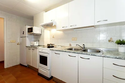 Comfortabel en ruim appartement in Roses.