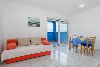 Schöne Wohnung in Mandre mit Grill