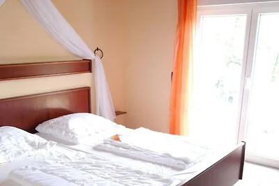 Villa Romantica OG 2