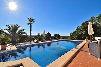 Villa in Cas Concos mit Pool und Garten