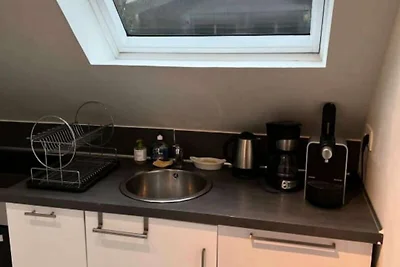 Hütte in Dünen mit Wanderwegen