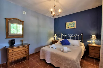Idyllische Höhlenwohnung mit Terrasse in...
