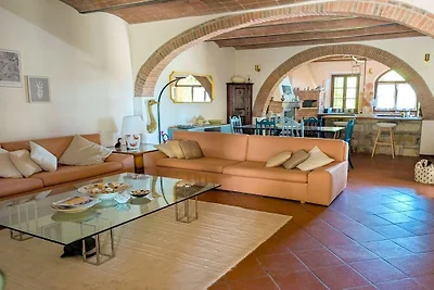 Villa in Suvereto mit Schwimmbecken