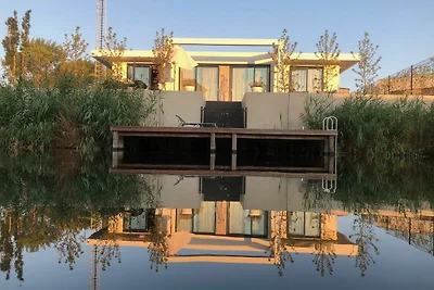 Luxuriöse Villa in der Nähe des Harderbos