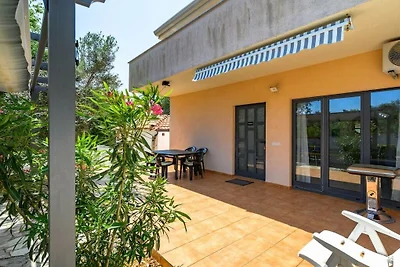 Apartment Panous 2