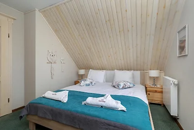 Große, komfortable Ferienvilla mit Garten