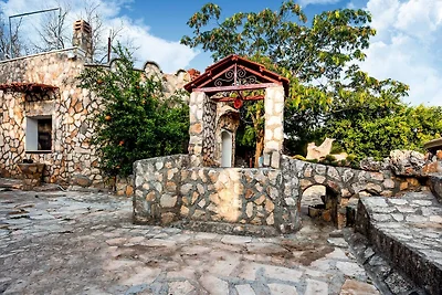 Villa con piscina privata e aria condizionata