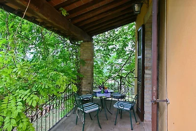Verführerisches Bauernhaus in Todi mit...